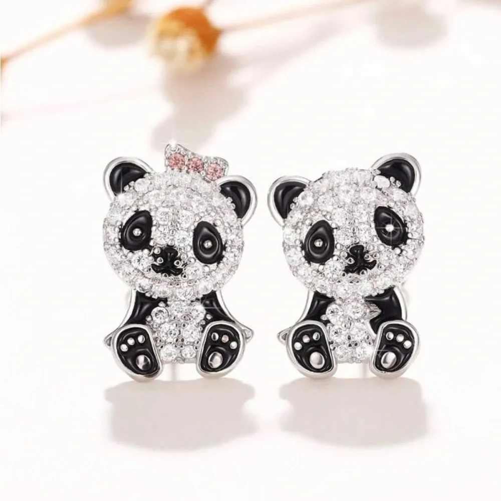0.64Ct Zirconia & Silver Panda Earrings Cute Animal Stud Bear New - Picture 1 of 6